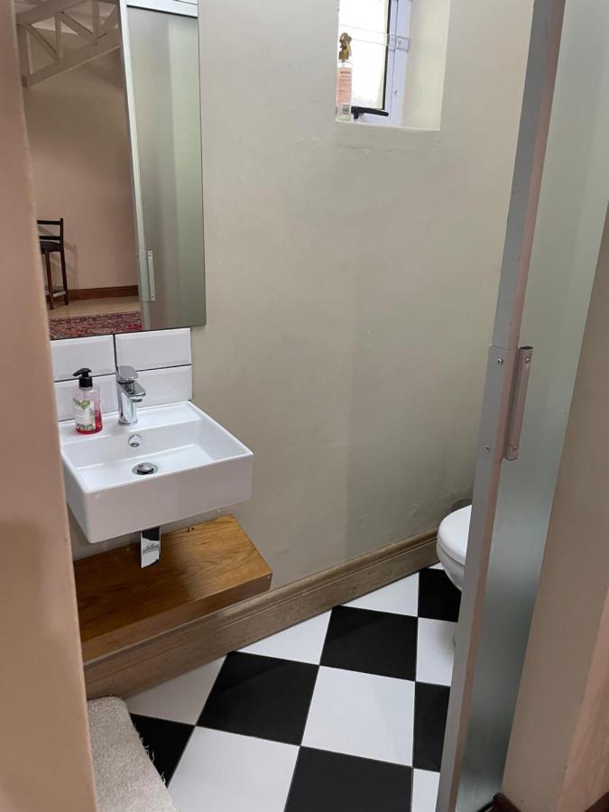 Munro Suites Port Elizabeth Bagian luar foto