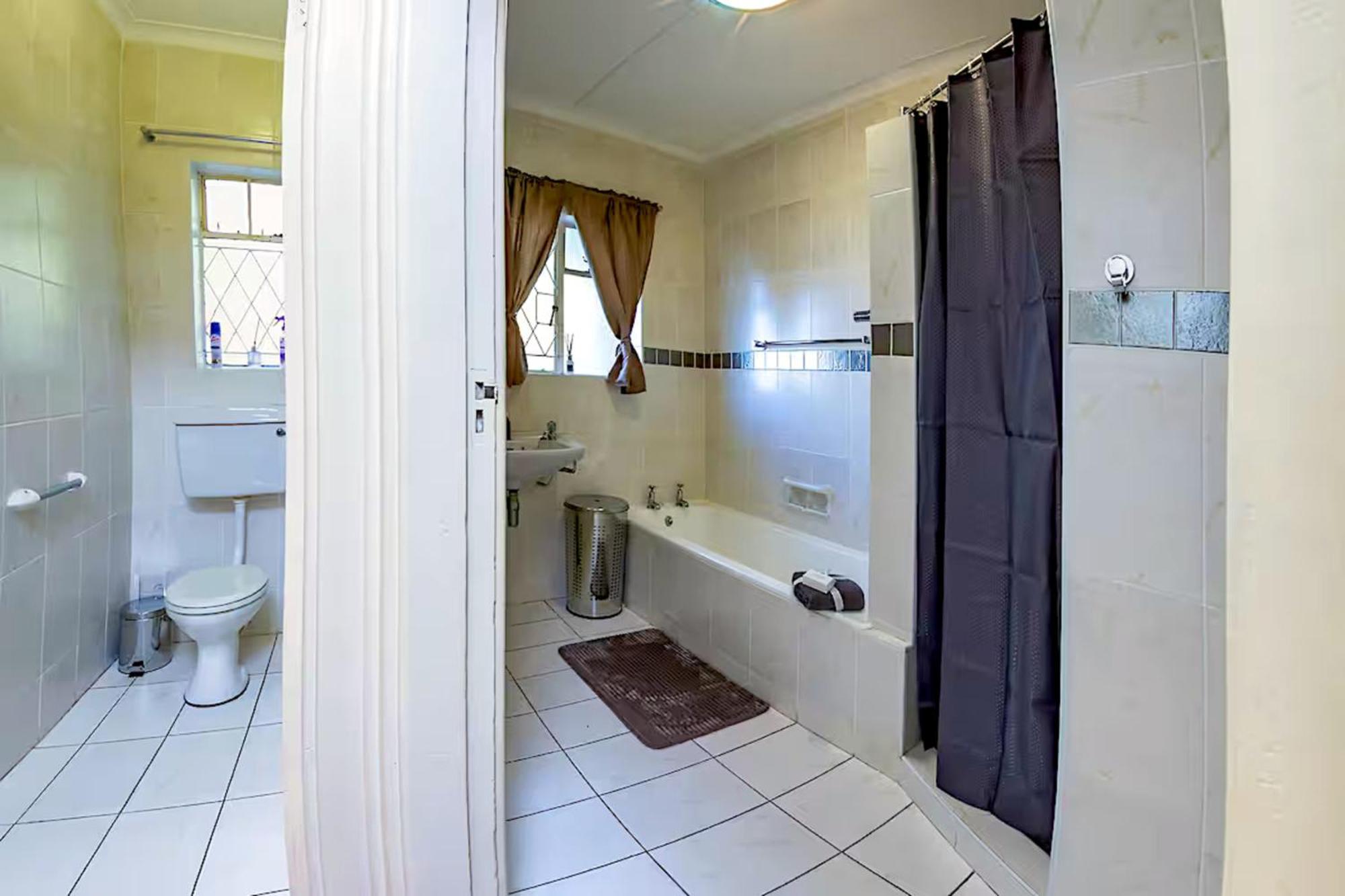 Munro Suites Port Elizabeth Bagian luar foto