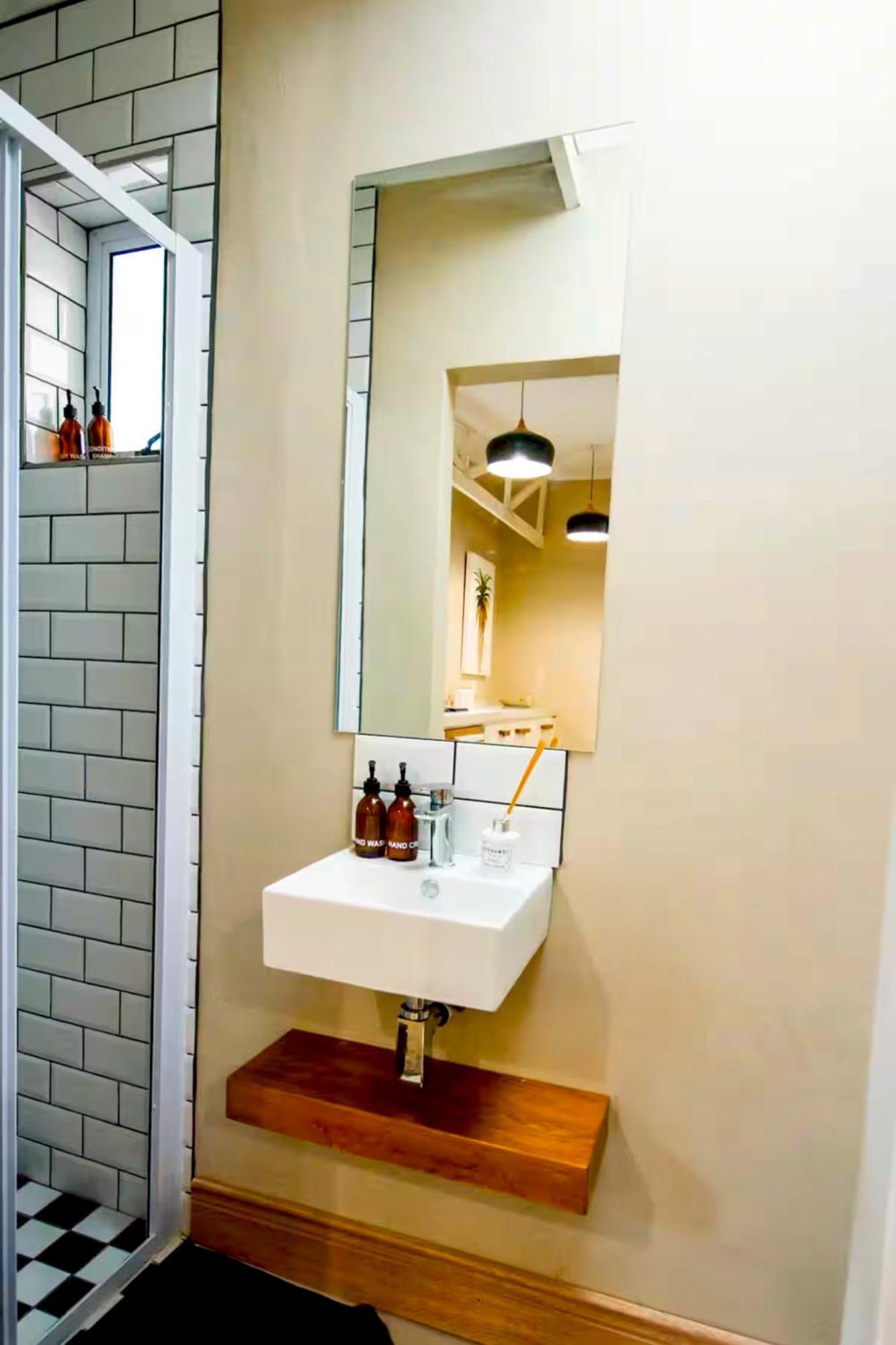 Munro Suites Port Elizabeth Bagian luar foto